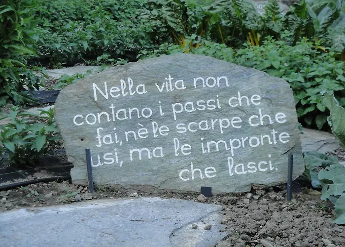 Osteria Del Centro Bed and breakfast Brusio